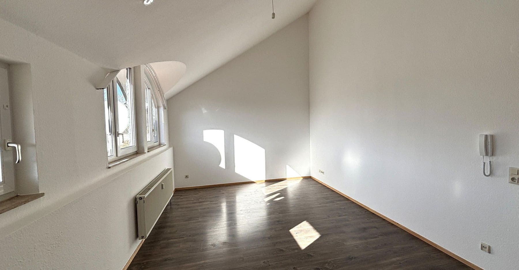 Pronájem bytu 1+kk 30 m², Freudenstadt, Bádensko-Württembersko Pronájem bytu 1+kk 30 m², Freudenstadt, Bádensko-Württembersko