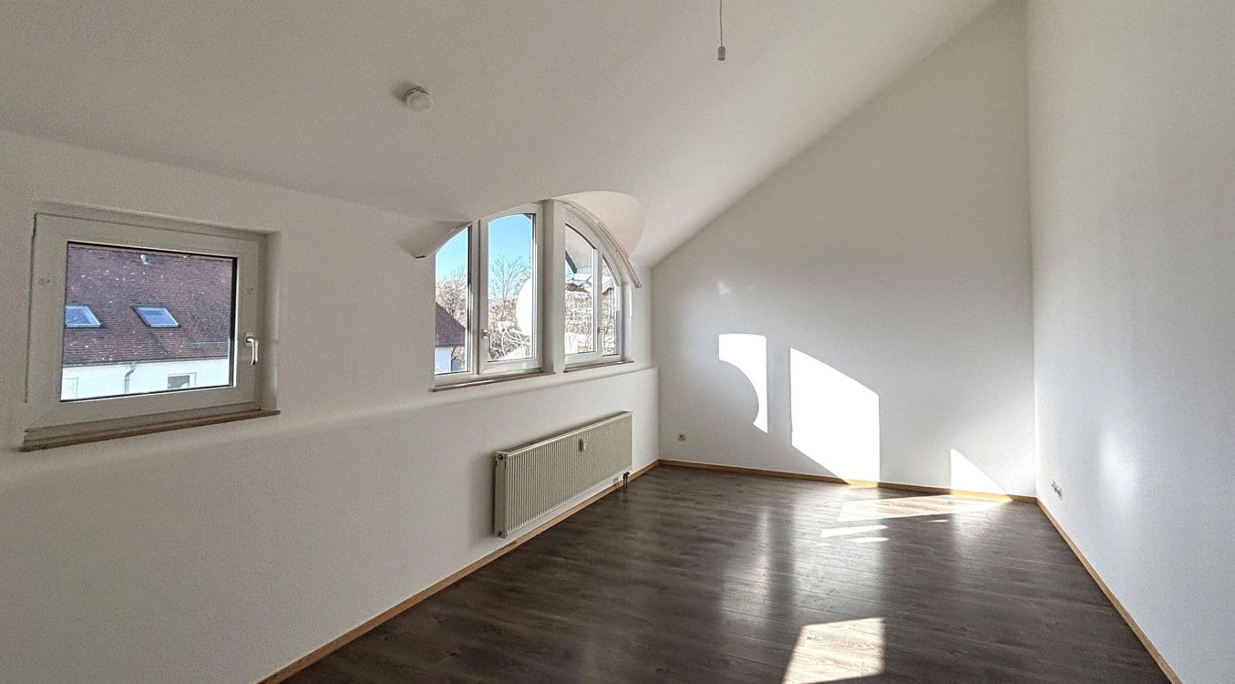 Pronájem bytu 1+kk 30 m², Freudenstadt, Bádensko-Württembersko Pronájem bytu 1+kk 30 m², Freudenstadt, Bádensko-Württembersko