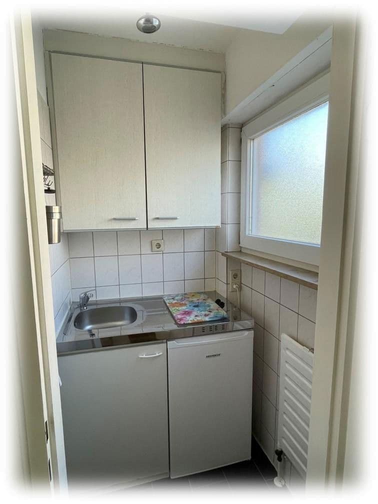 Pronájem bytu 1+1 22 m², Stuttgart, Bádensko-Württembersko Pronájem bytu 1+1 22 m², Stuttgart, Bádensko-Württembersko