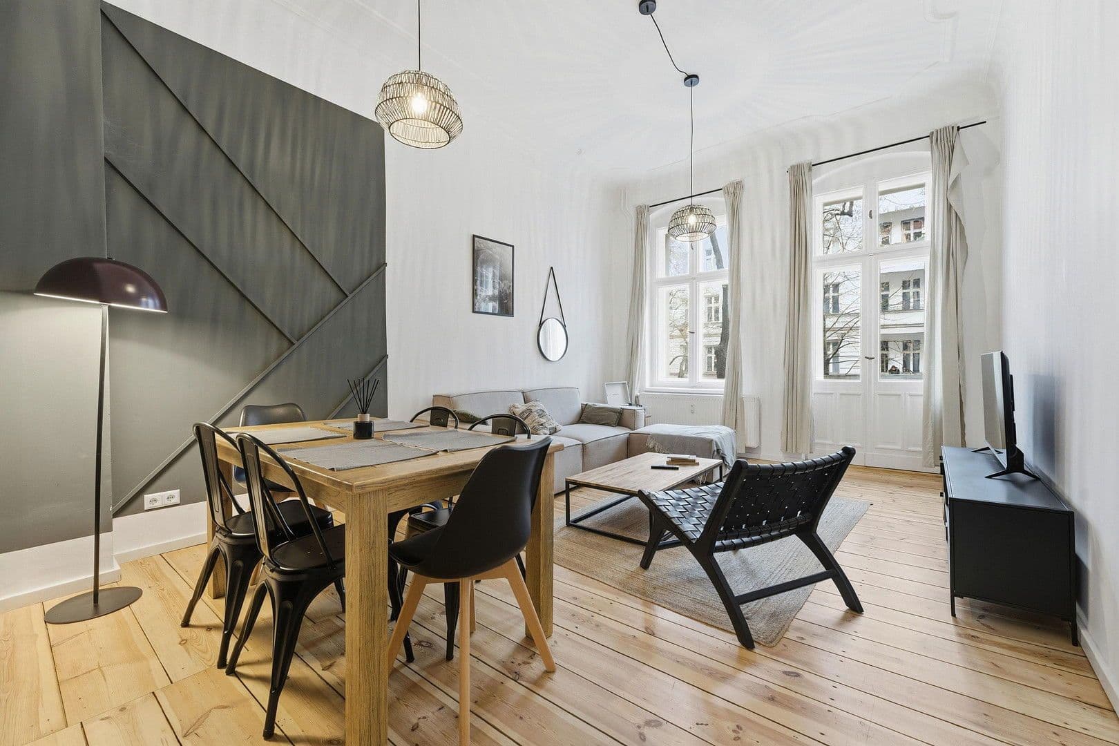 Pronájem bytu 107 m², Simon-Dach-Straße 13, Berlin, Berlín Pronájem bytu 107 m², Simon-Dach-Straße 13, Berlin, Berlín