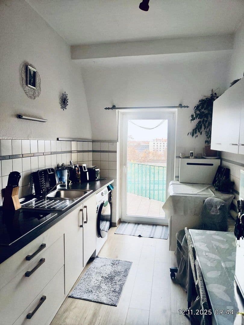 Pronájem bytu 2+1 63 m², Hessestr. 6, Nürnberg, Bavorsko Pronájem bytu 2+1 63 m², Hessestr. 6, Nürnberg, Bavorsko