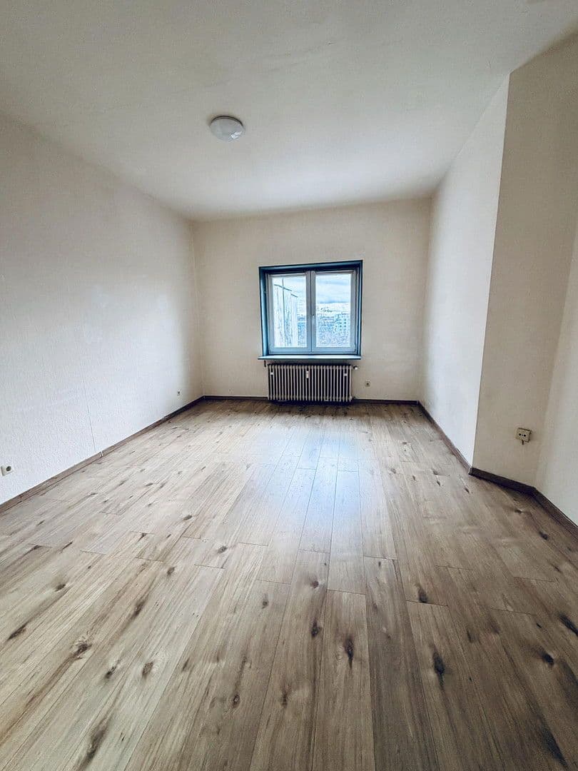 Pronájem bytu 2+1 63 m², Hessestr. 6, Nürnberg, Bavorsko Pronájem bytu 2+1 63 m², Hessestr. 6, Nürnberg, Bavorsko