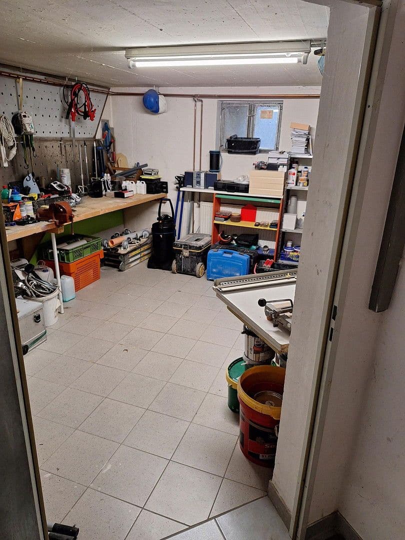 Prodej domu 175 m², pozemek 757 m², Krokusweg 1, Münsingen, Bádensko-Württembersko Prodej domu 175 m², pozemek 757 m², Krokusweg 1, Münsingen, Bádensko-Württembersko