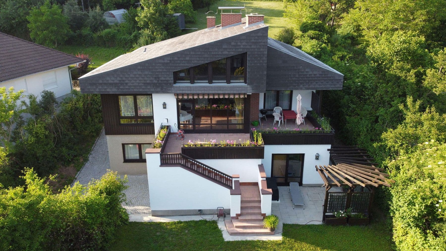 Prodej domu 250 m², pozemek 1.113 m², Niederwaldstraße 22, Eichgraben, Dolní Rakousko Prodej domu 250 m², pozemek 1.113 m², Niederwaldstraße 22, Eichgraben, Dolní Rakousko