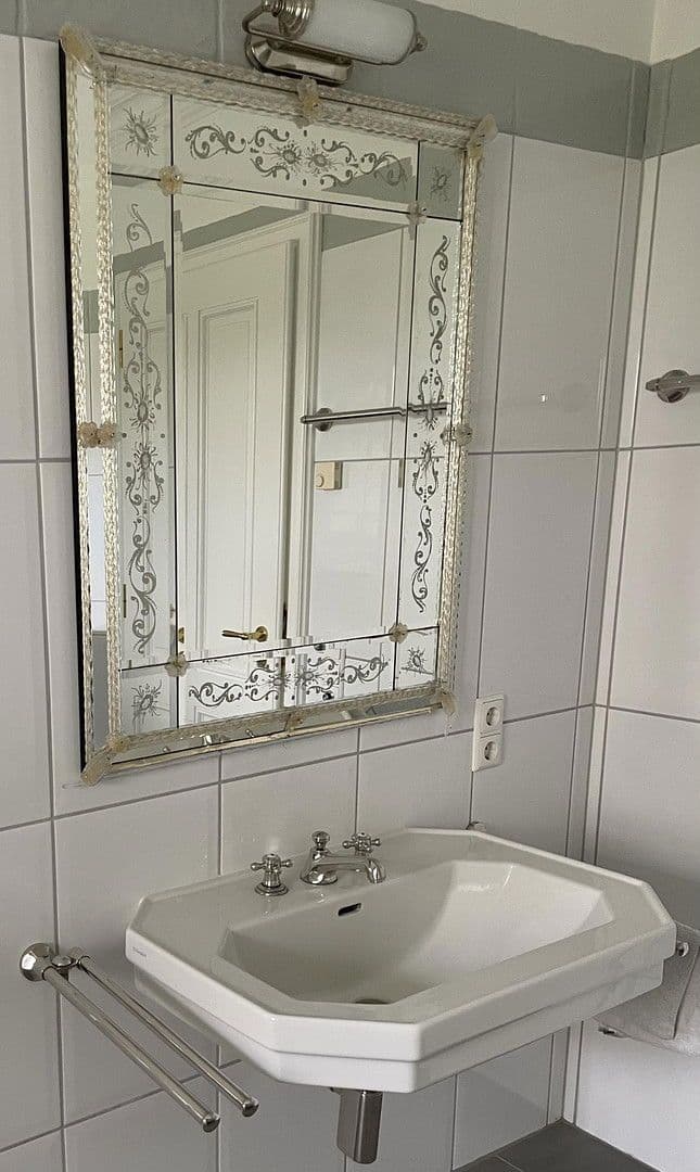 Prodej domu 360 m², pozemek 1.240 m², Paustian-Ring 122, Bad Bramstedt, Šlesvicko-Holštýnsko Prodej domu 360 m², pozemek 1.240 m², Paustian-Ring 122, Bad Bramstedt, Šlesvicko-Holštýnsko