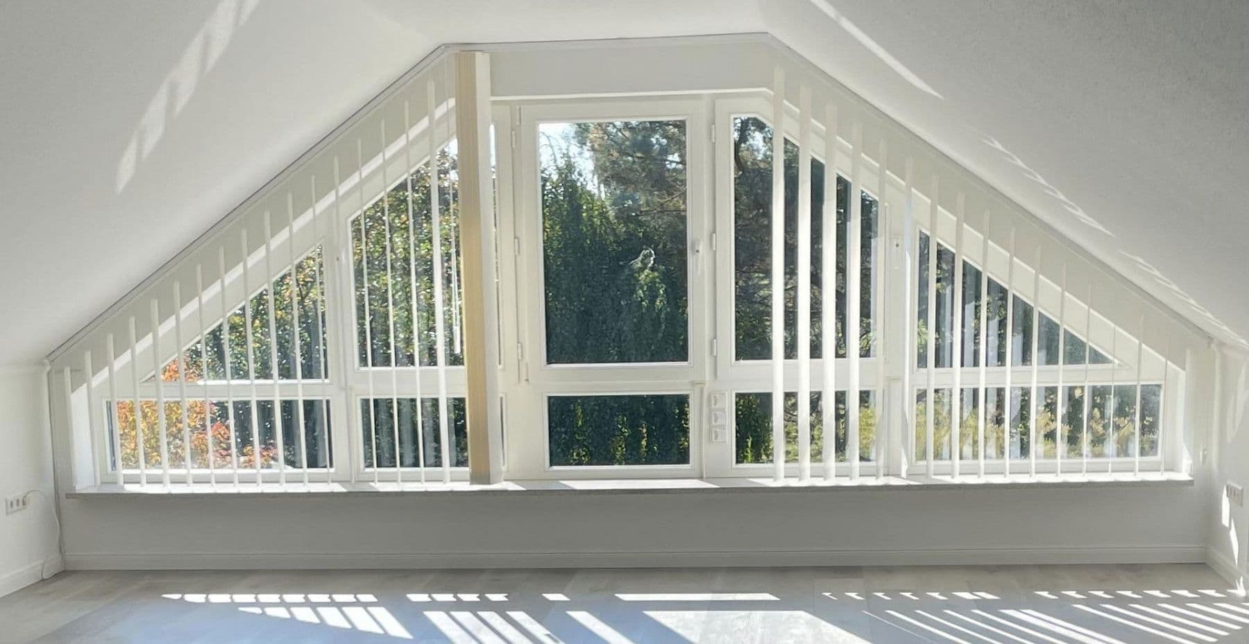 Prodej domu 360 m², pozemek 1.240 m², Paustian-Ring 122, Bad Bramstedt, Šlesvicko-Holštýnsko Prodej domu 360 m², pozemek 1.240 m², Paustian-Ring 122, Bad Bramstedt, Šlesvicko-Holštýnsko