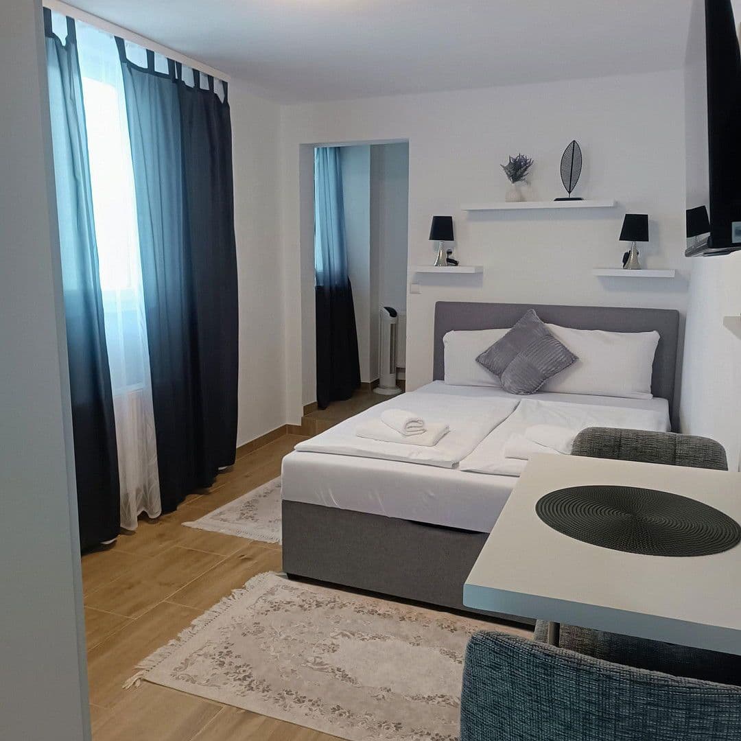 Pronájem bytu 1+kk 36 m², Kaiserslautern, Porýní-Falc Pronájem bytu 1+kk 36 m², Kaiserslautern, Porýní-Falc