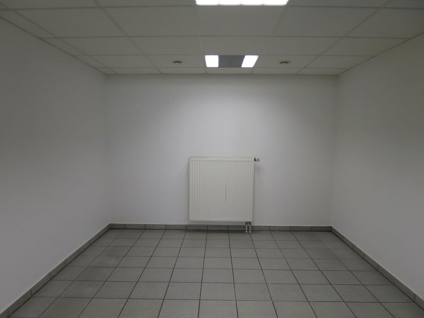 Pronájem nebytového prostoru 1.700 m², Windmüllerstr. 50, Lippstadt, Severní Porýní-Vestfálsko Pronájem nebytového prostoru 1.700 m², Windmüllerstr. 50, Lippstadt, Severní Porýní-Vestfálsko