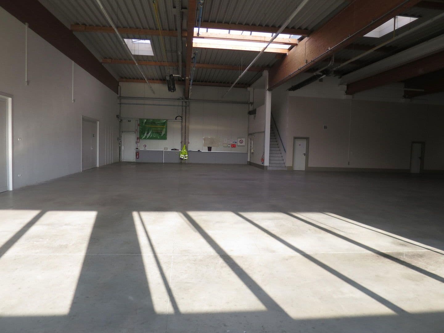 Pronájem nebytového prostoru 1.700 m², Windmüllerstr. 50, Lippstadt, Severní Porýní-Vestfálsko Pronájem nebytového prostoru 1.700 m², Windmüllerstr. 50, Lippstadt, Severní Porýní-Vestfálsko