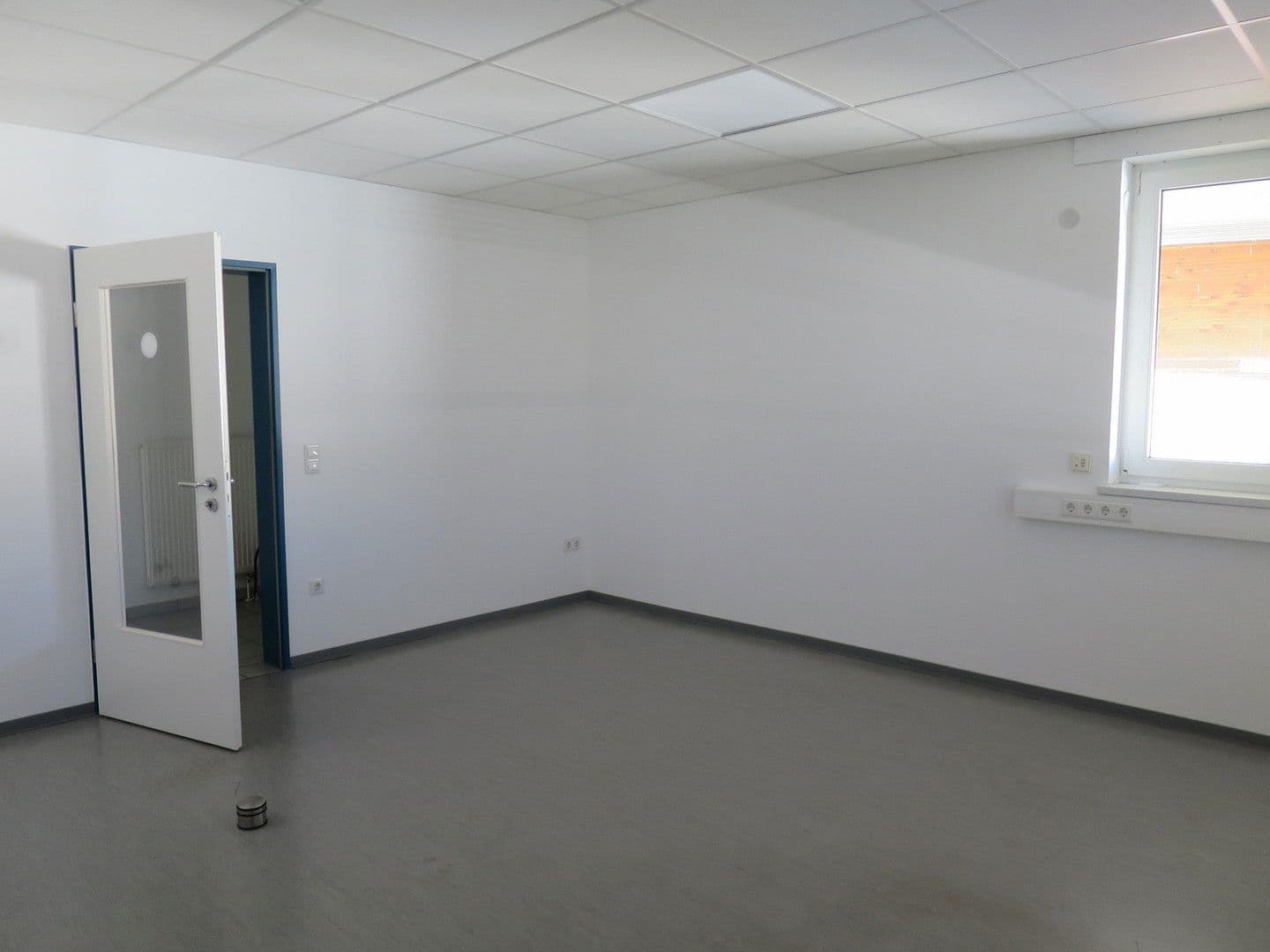 Pronájem nebytového prostoru 1.700 m², Windmüllerstr. 50, Lippstadt, Severní Porýní-Vestfálsko Pronájem nebytového prostoru 1.700 m², Windmüllerstr. 50, Lippstadt, Severní Porýní-Vestfálsko