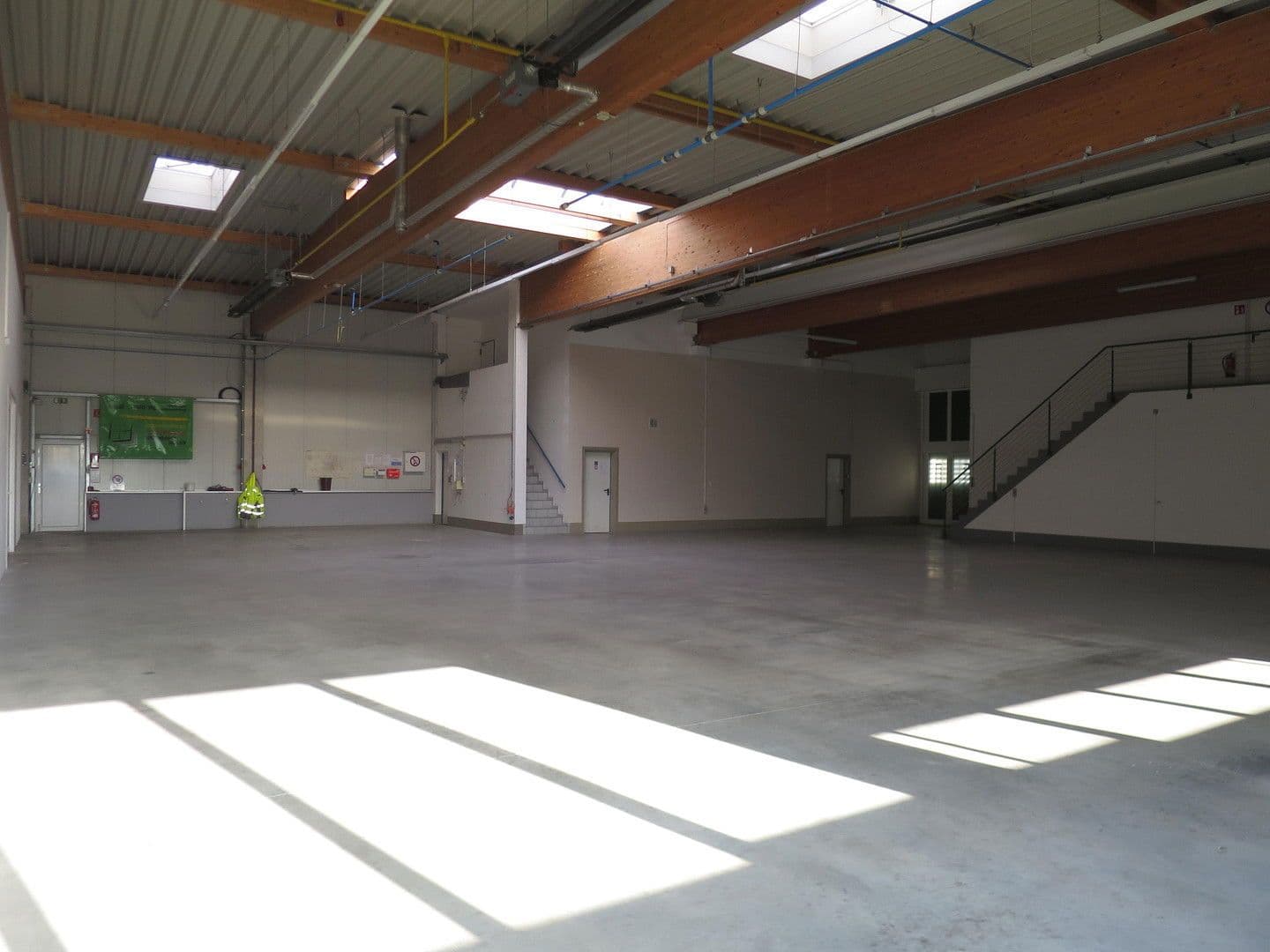 Pronájem nebytového prostoru 1.700 m², Windmüllerstr. 50, Lippstadt, Severní Porýní-Vestfálsko Pronájem nebytového prostoru 1.700 m², Windmüllerstr. 50, Lippstadt, Severní Porýní-Vestfálsko