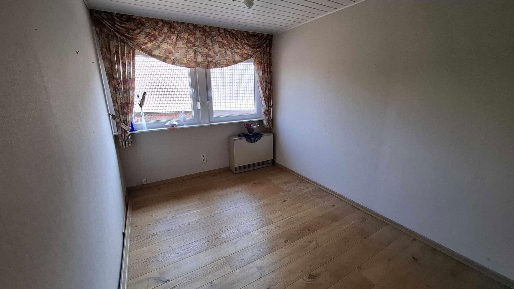 Prodej domu 240 m², pozemek 1.970 m², Petershagen, Severní Porýní-Vestfálsko Prodej domu 240 m², pozemek 1.970 m², Petershagen, Severní Porýní-Vestfálsko