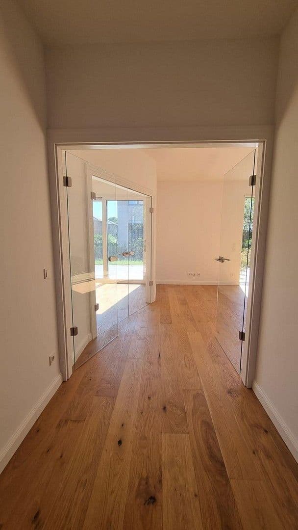 Pronájem domu 197 m², pozemek 485 m², Berlin, Berlín Pronájem domu 197 m², pozemek 485 m², Berlin, Berlín