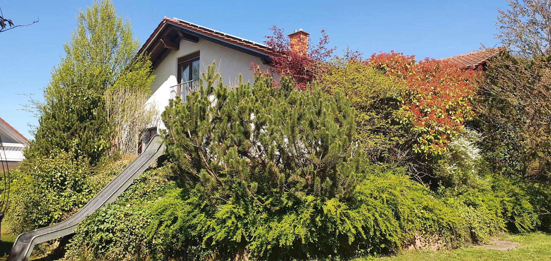 Prodej domu 270 m², pozemek 1.648 m², Hermersberg, Porýní-Falc Prodej domu 270 m², pozemek 1.648 m², Hermersberg, Porýní-Falc