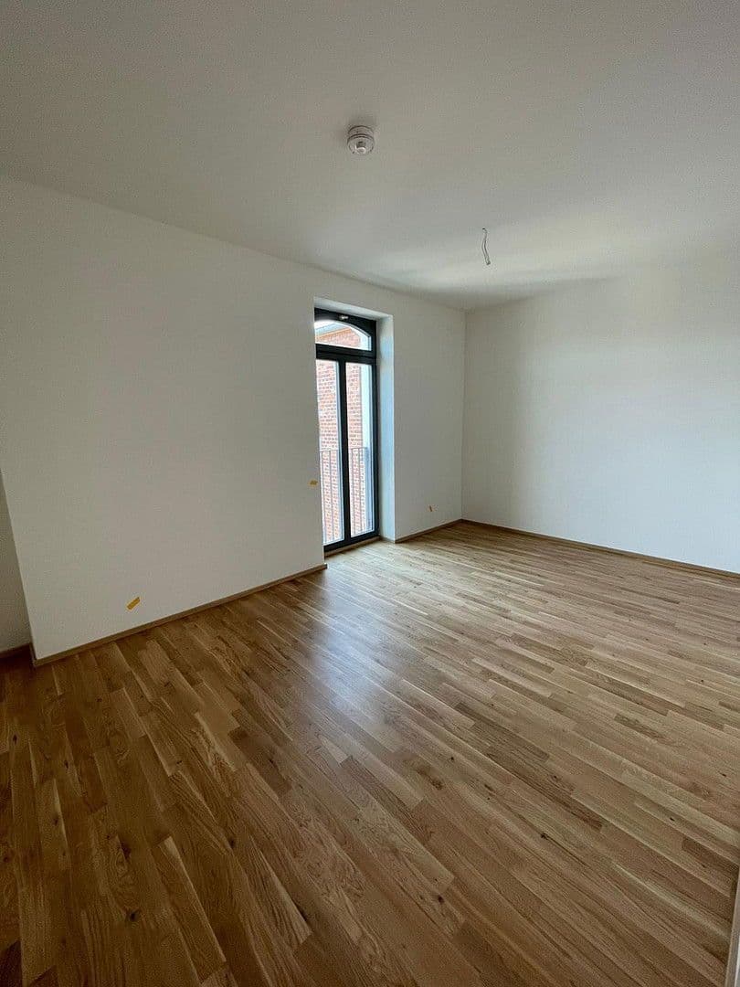 Pronájem bytu 2+1 77 m², Leonhardstr. 29, Nürnberg, Bavorsko Pronájem bytu 2+1 77 m², Leonhardstr. 29, Nürnberg, Bavorsko
