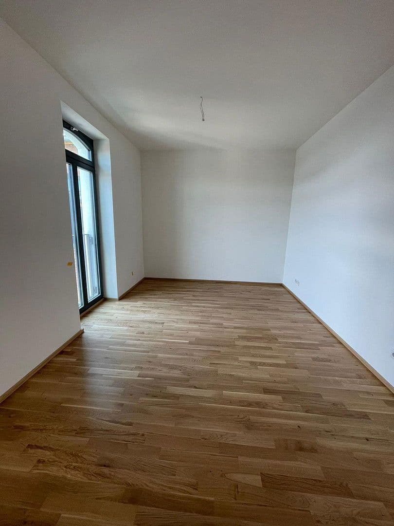 Pronájem bytu 2+1 77 m², Leonhardstr. 29, Nürnberg, Bavorsko Pronájem bytu 2+1 77 m², Leonhardstr. 29, Nürnberg, Bavorsko