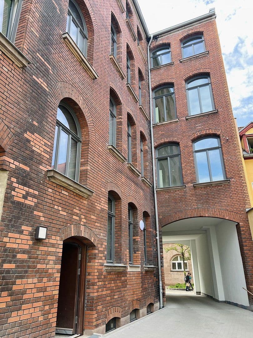Pronájem bytu 2+1 77 m², Leonhardstr. 29, Nürnberg, Bavorsko Pronájem bytu 2+1 77 m², Leonhardstr. 29, Nürnberg, Bavorsko