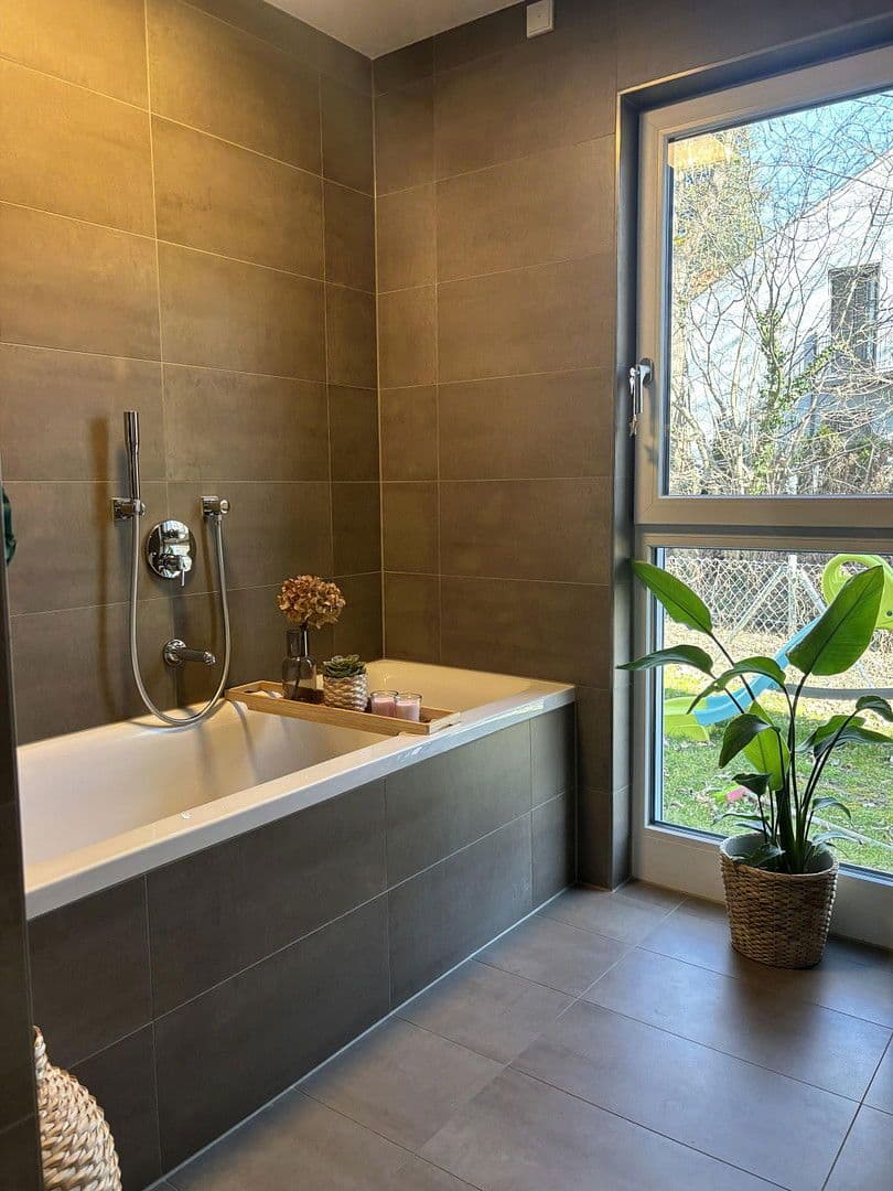 Prodej bytu 3+1 71 m², München, Bavorsko Prodej bytu 3+1 71 m², München, Bavorsko