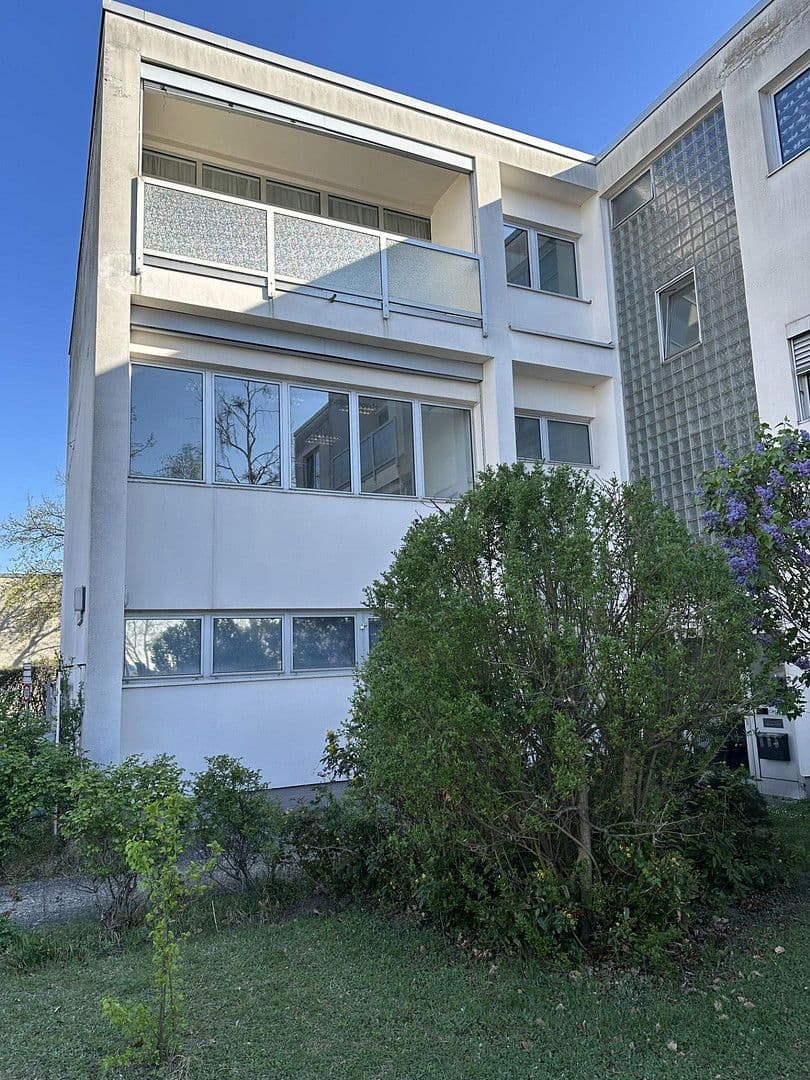 Pronájem nebytového prostoru 640 m², Berlin, Berlín Pronájem nebytového prostoru 640 m², Berlin, Berlín