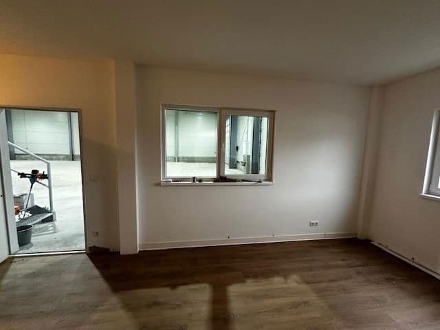 Pronájem nebytového prostoru 11.665 m², Delitzscher Straße 82, Halle, Sasko-Anhaltsko Pronájem nebytového prostoru 11.665 m², Delitzscher Straße 82, Halle, Sasko-Anhaltsko