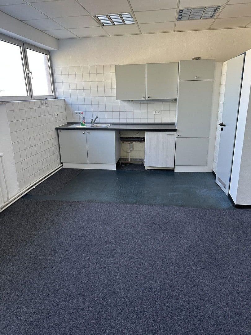 Pronájem kanceláře 150 m², Berlin, Berlín Pronájem kanceláře 150 m², Berlin, Berlín