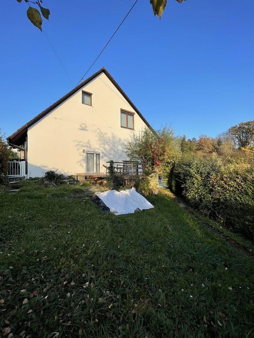 Prodej domu 138 m², pozemek 544 m², Ostfildern, Bádensko-Württembersko Prodej domu 138 m², pozemek 544 m², Ostfildern, Bádensko-Württembersko