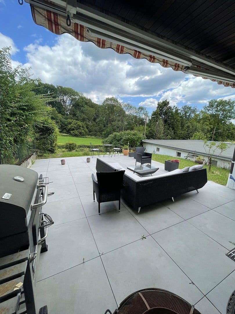 Prodej domu 138 m², pozemek 544 m², Ostfildern, Bádensko-Württembersko Prodej domu 138 m², pozemek 544 m², Ostfildern, Bádensko-Württembersko