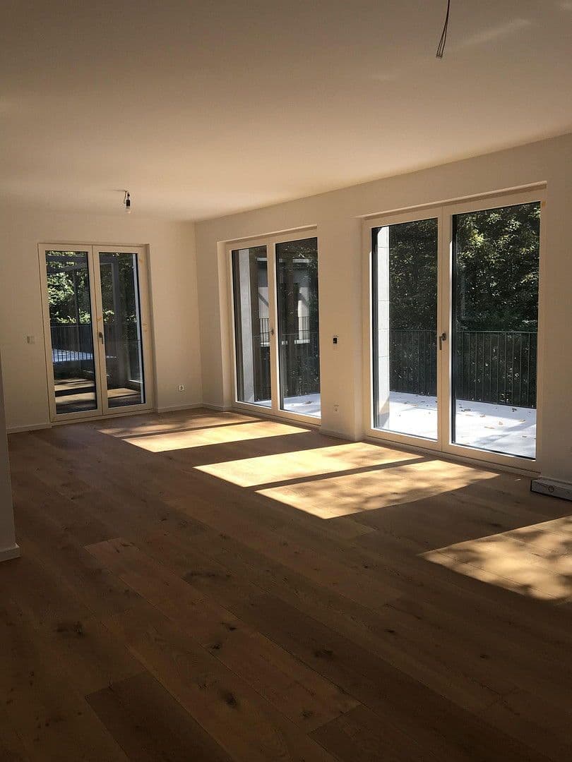 Pronájem bytu 4+1 146 m², Buchschlager Allee 29-33, Dreieich, Hessen Pronájem bytu 4+1 146 m², Buchschlager Allee 29-33, Dreieich, Hessen