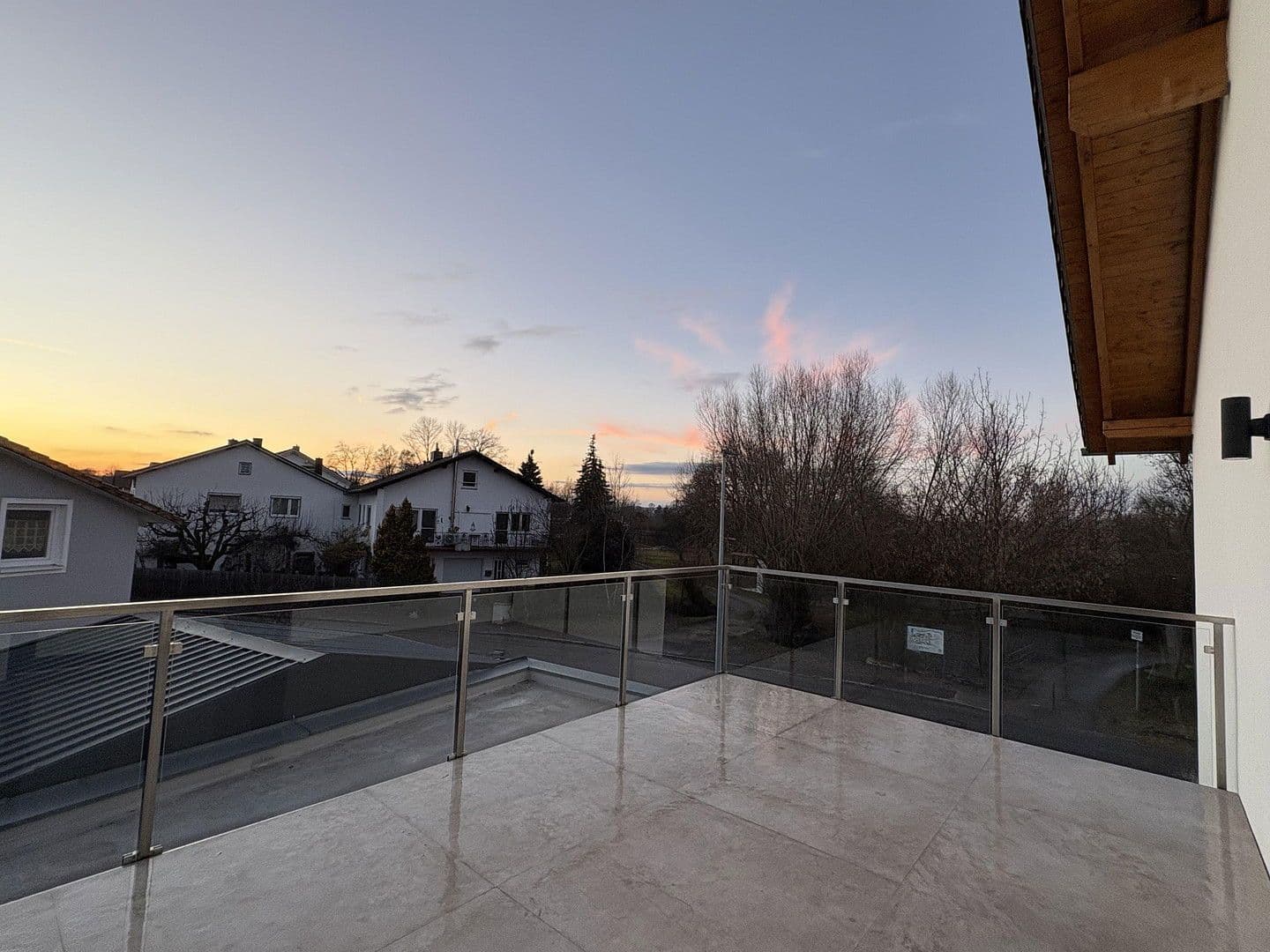 Pronájem bytu 4+kk 149 m², Dingolfing, Bavorsko Pronájem bytu 4+kk 149 m², Dingolfing, Bavorsko