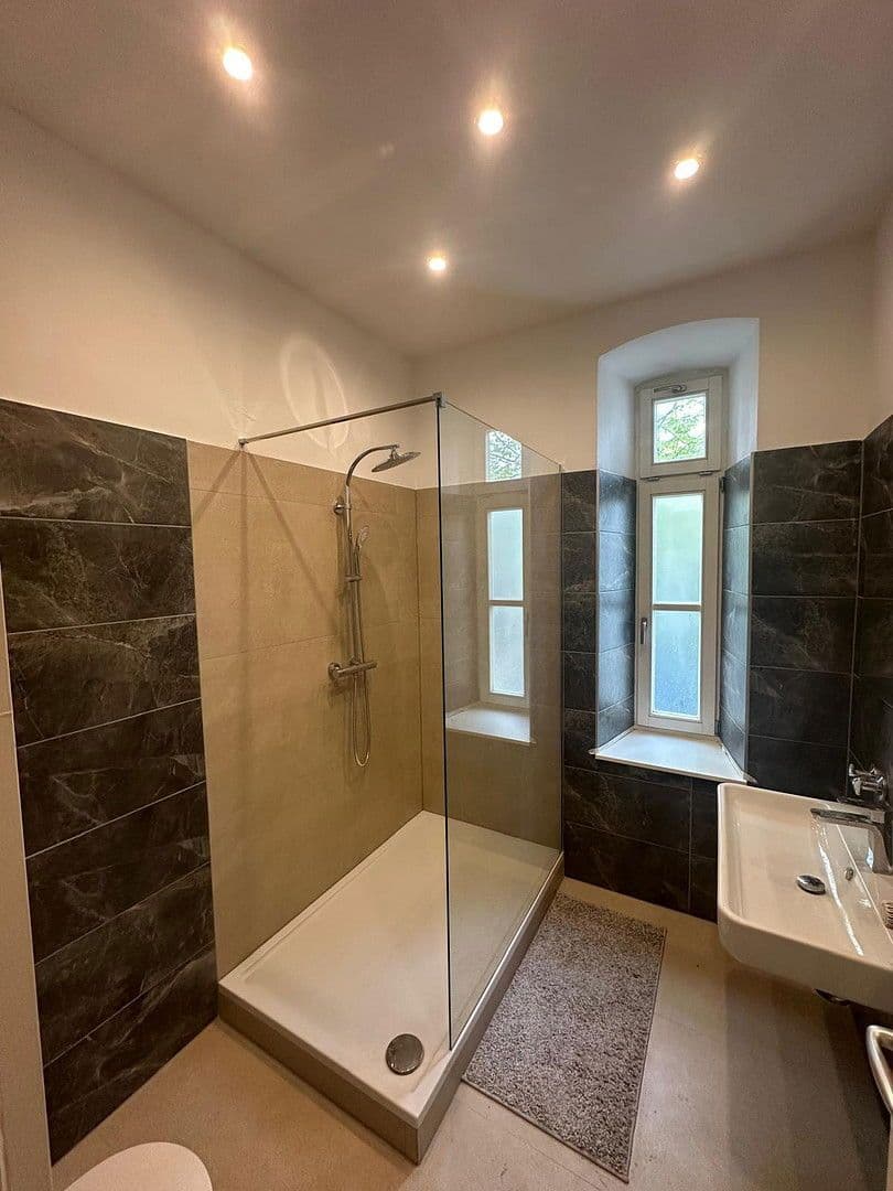 Prodej domu 392 m², pozemek 808 m², Ingolstadt, Bavorsko Prodej domu 392 m², pozemek 808 m², Ingolstadt, Bavorsko