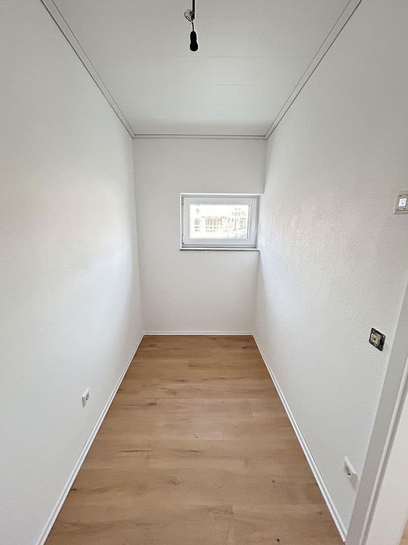 Pronájem bytu 2+kk 65 m², Bretzfeld, Bádensko-Württembersko Pronájem bytu 2+kk 65 m², Bretzfeld, Bádensko-Württembersko