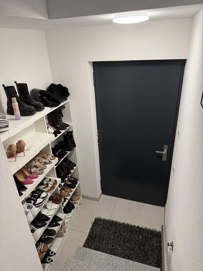 Pronájem bytu 2+kk 65 m², Bretzfeld, Bádensko-Württembersko Pronájem bytu 2+kk 65 m², Bretzfeld, Bádensko-Württembersko