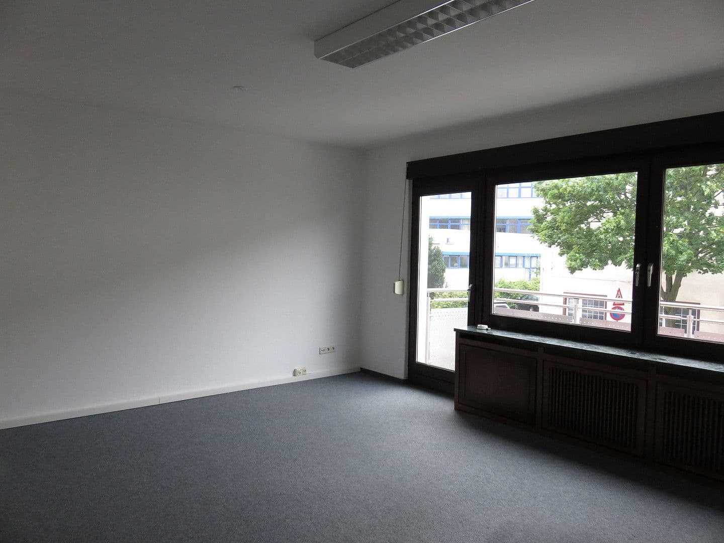 Prodej domu 365 m², pozemek 361 m², Wolfsburg, Dolní Sasko Prodej domu 365 m², pozemek 361 m², Wolfsburg, Dolní Sasko