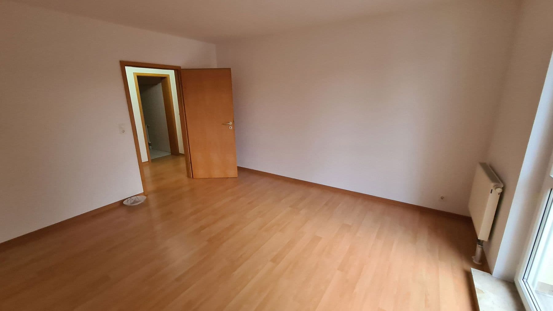 Pronájem bytu 2+1 78 m², Suhl, Durynsko Pronájem bytu 2+1 78 m², Suhl, Durynsko