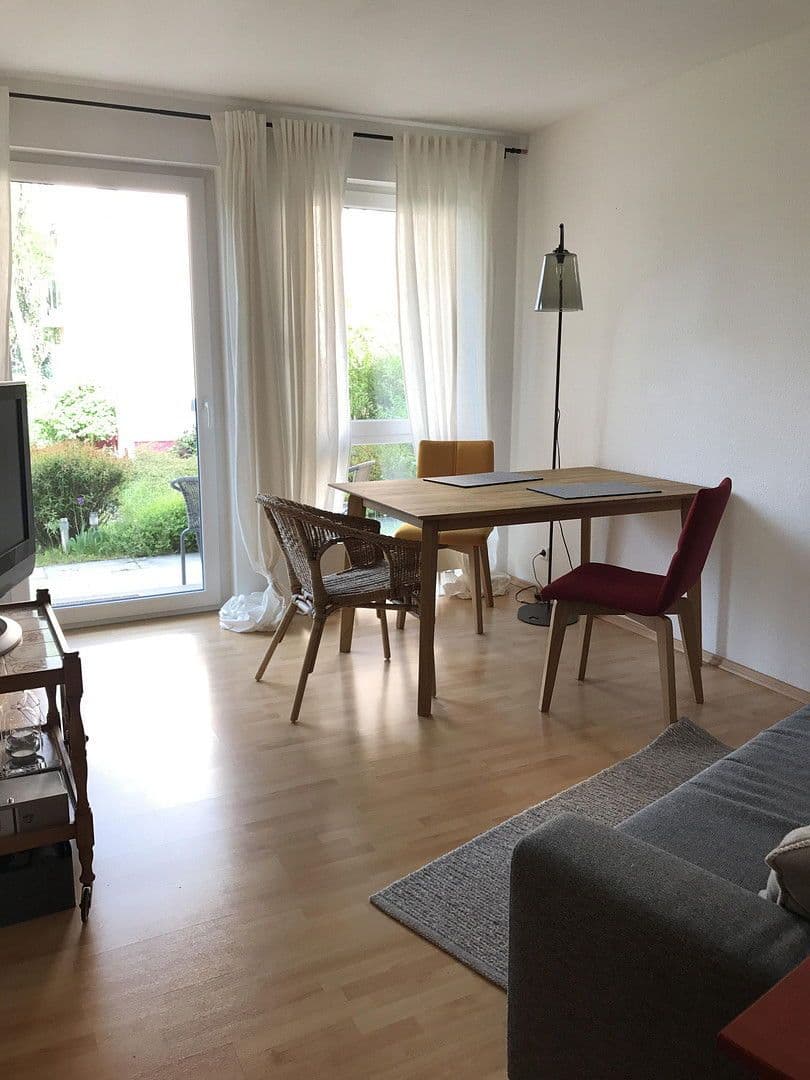 Pronájem bytu 2+1 42 m², Wilhelmstraße 121, Tübingen, Bádensko-Württembersko Pronájem bytu 2+1 42 m², Wilhelmstraße 121, Tübingen, Bádensko-Württembersko