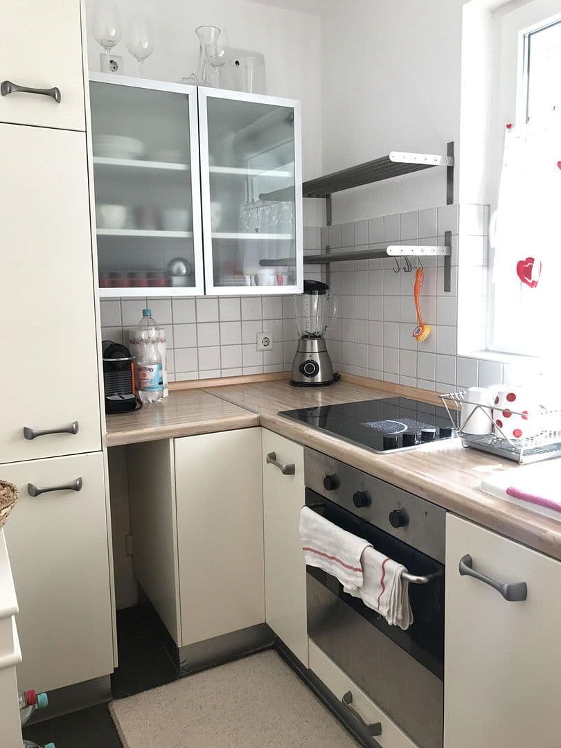 Pronájem bytu 2+1 42 m², Wilhelmstraße 121, Tübingen, Bádensko-Württembersko Pronájem bytu 2+1 42 m², Wilhelmstraße 121, Tübingen, Bádensko-Württembersko