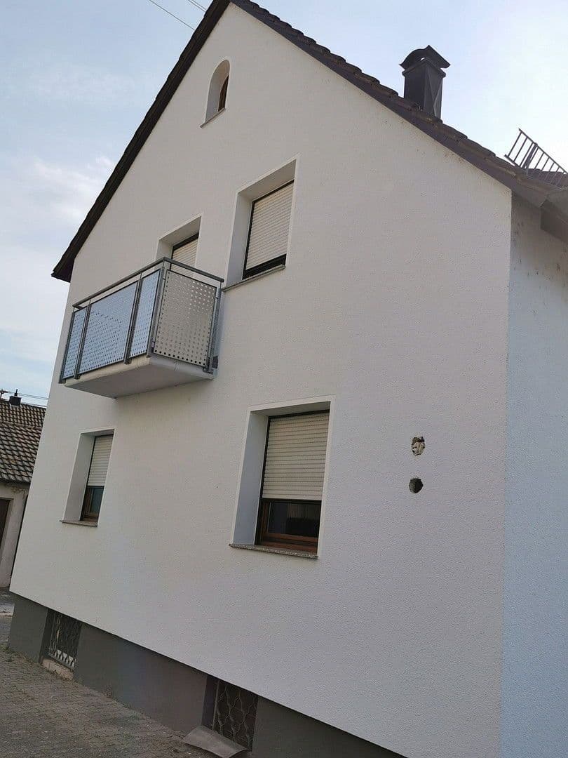 Pronájem bytu 3+kk 85 m², Neuenstadt am Kocher, Bádensko-Württembersko Pronájem bytu 3+kk 85 m², Neuenstadt am Kocher, Bádensko-Württembersko