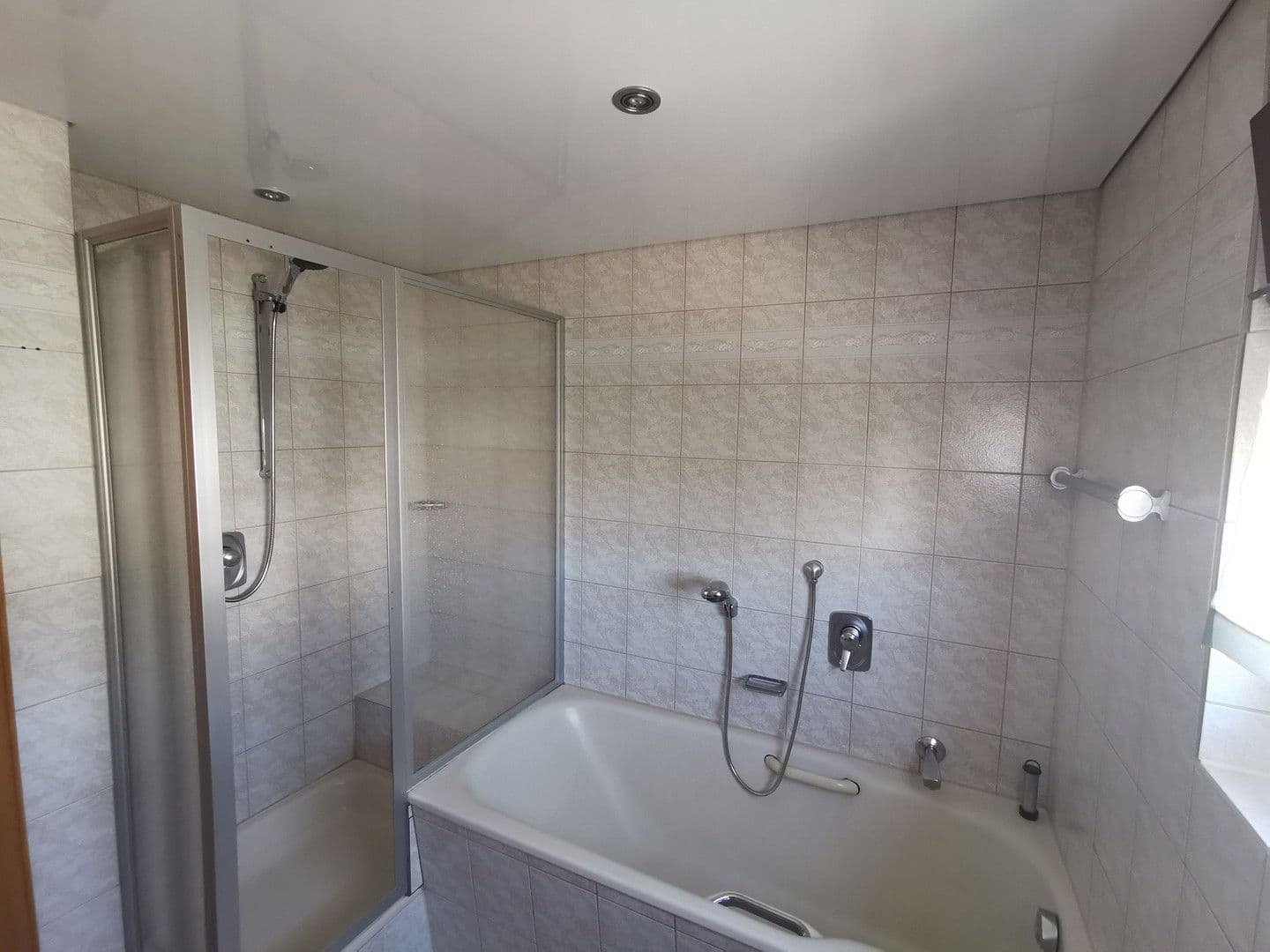 Pronájem bytu 3+kk 85 m², Neuenstadt am Kocher, Bádensko-Württembersko Pronájem bytu 3+kk 85 m², Neuenstadt am Kocher, Bádensko-Württembersko