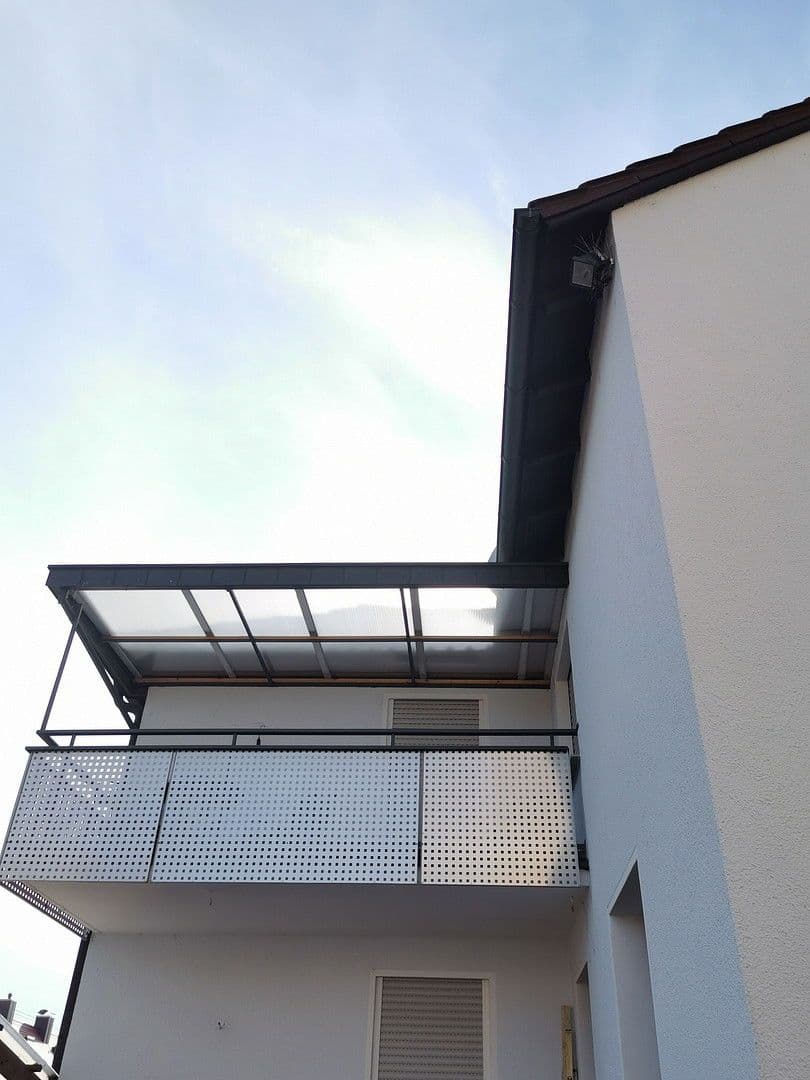 Pronájem bytu 3+kk 85 m², Neuenstadt am Kocher, Bádensko-Württembersko Pronájem bytu 3+kk 85 m², Neuenstadt am Kocher, Bádensko-Württembersko