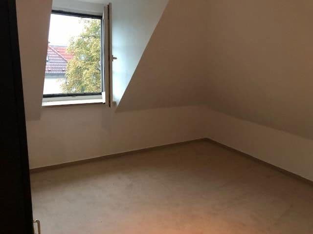 Prodej bytu 3+1 59 m², Ulmenstrasse 2, Falkensee, Braniborsko Prodej bytu 3+1 59 m², Ulmenstrasse 2, Falkensee, Braniborsko