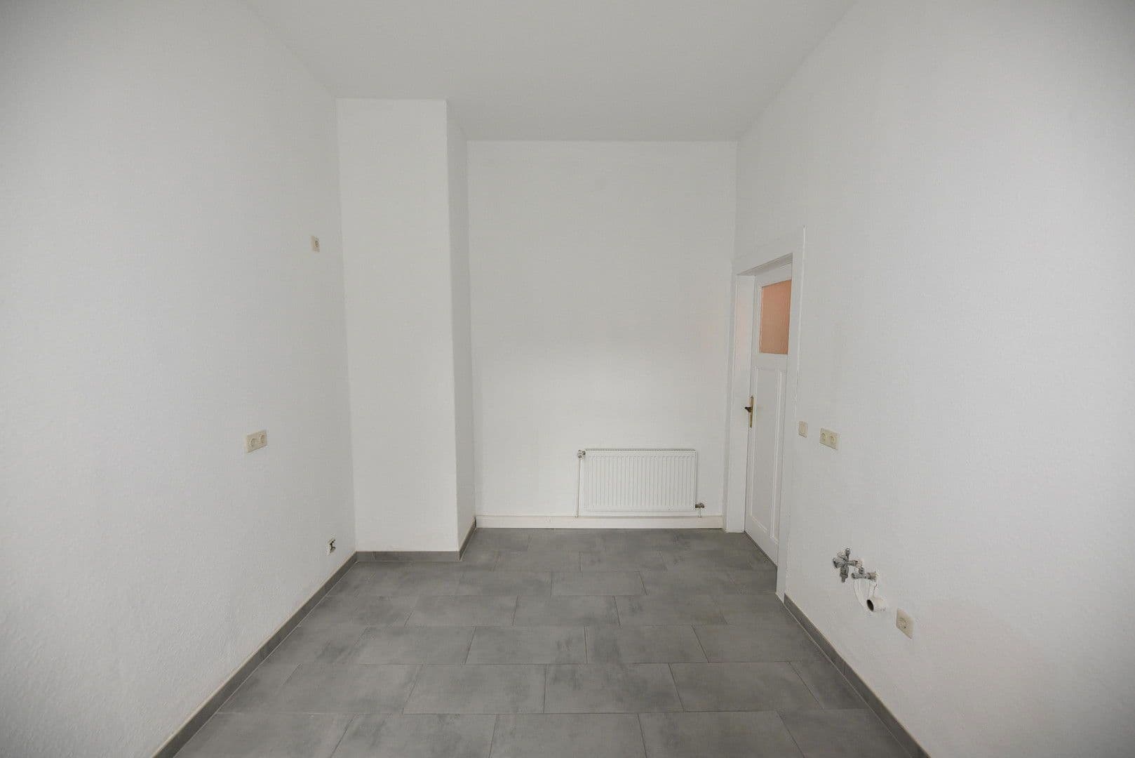 Pronájem bytu 4+kk 135 m², Arnoldstraße 31, Dresden, Sasko Pronájem bytu 4+kk 135 m², Arnoldstraße 31, Dresden, Sasko