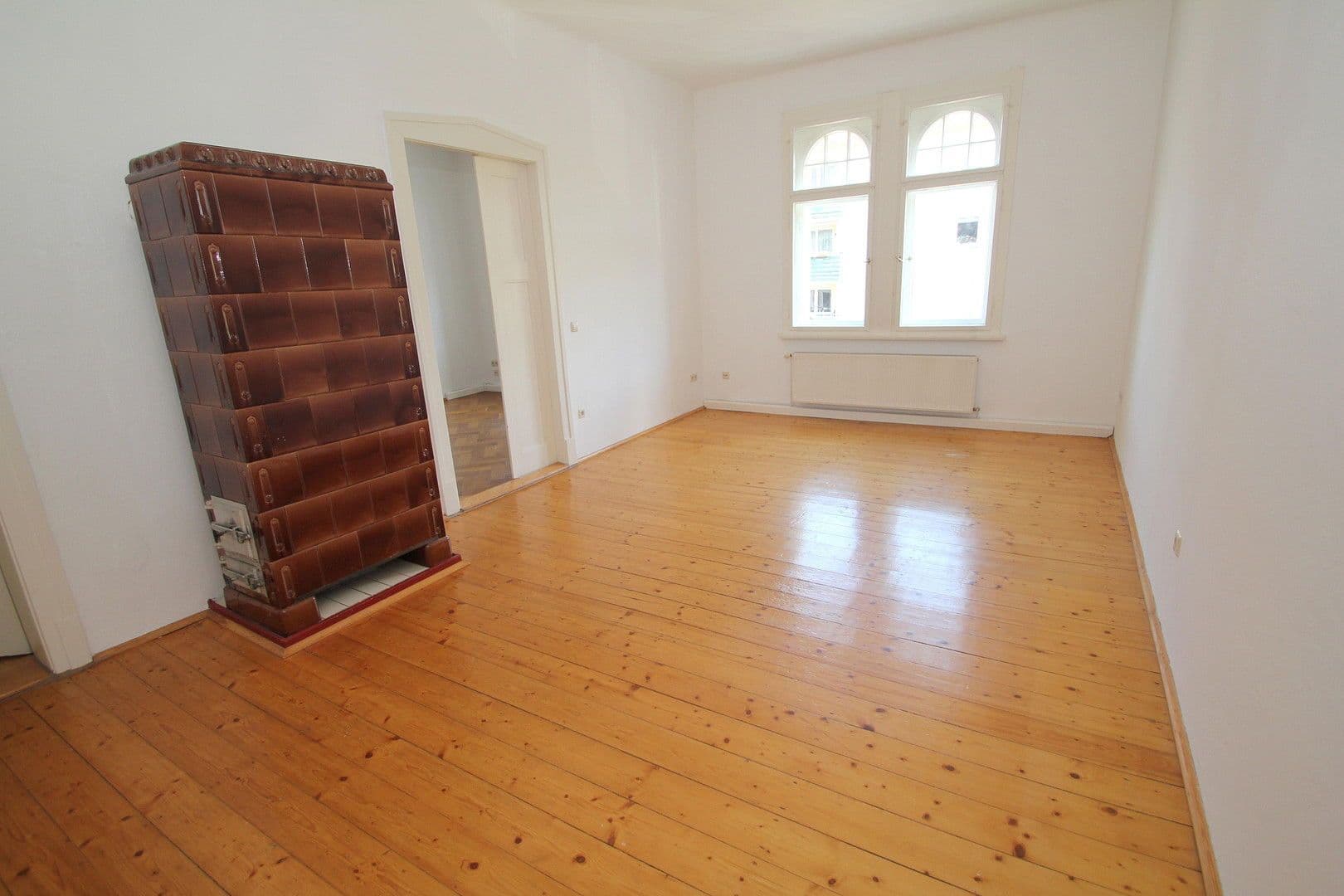 Pronájem bytu 4+kk 135 m², Arnoldstraße 31, Dresden, Sasko Pronájem bytu 4+kk 135 m², Arnoldstraße 31, Dresden, Sasko
