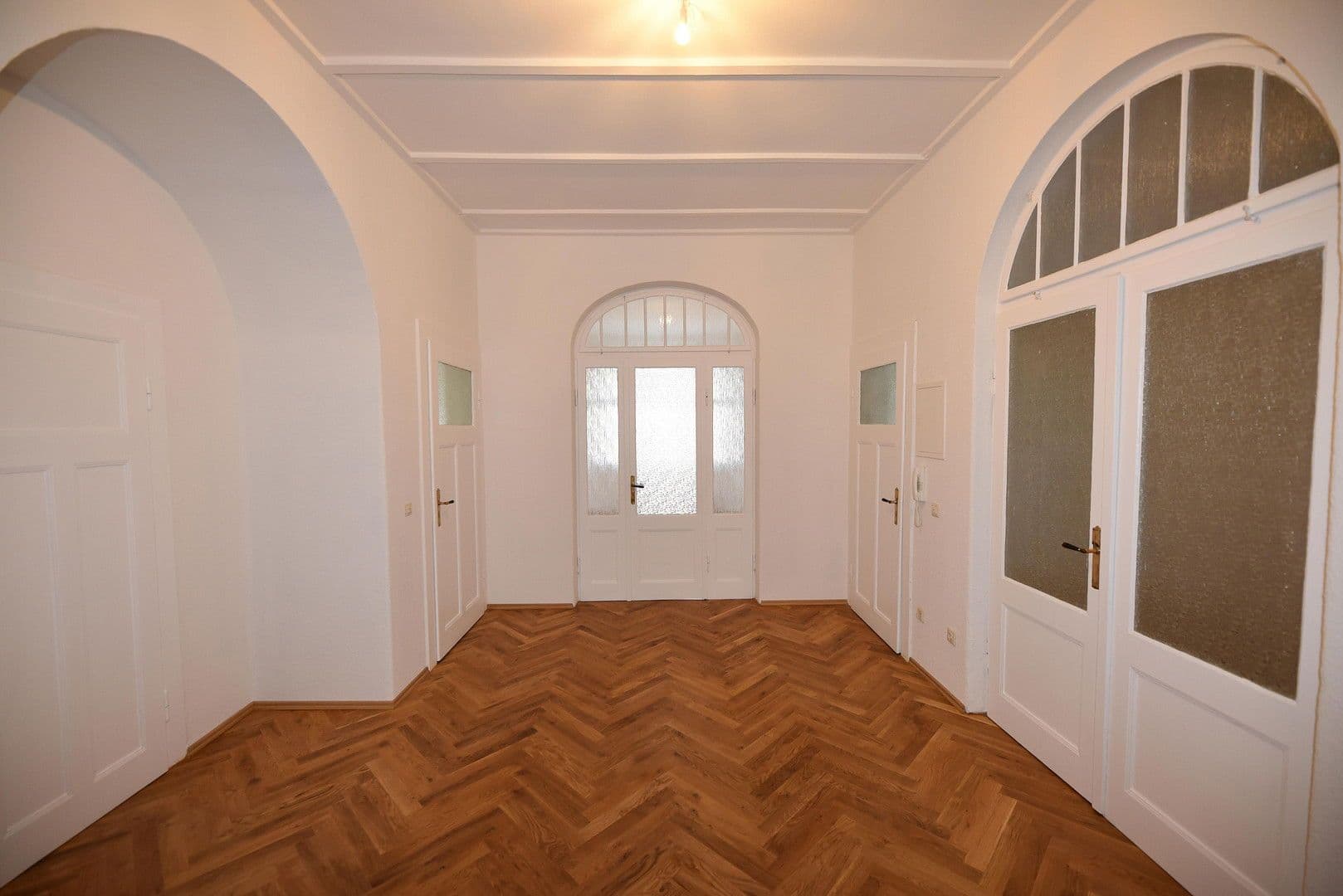 Pronájem bytu 4+kk 135 m², Arnoldstraße 31, Dresden, Sasko Pronájem bytu 4+kk 135 m², Arnoldstraße 31, Dresden, Sasko