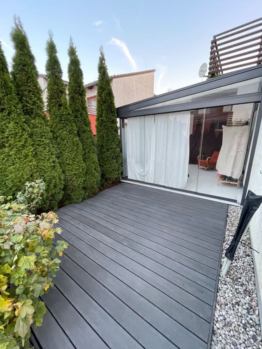 Pronájem bytu 2+kk 55 m², Leknínová, Říčany, Středočeský kraj Pronájem bytu 2+kk 55 m², Leknínová, Říčany, Středočeský kraj