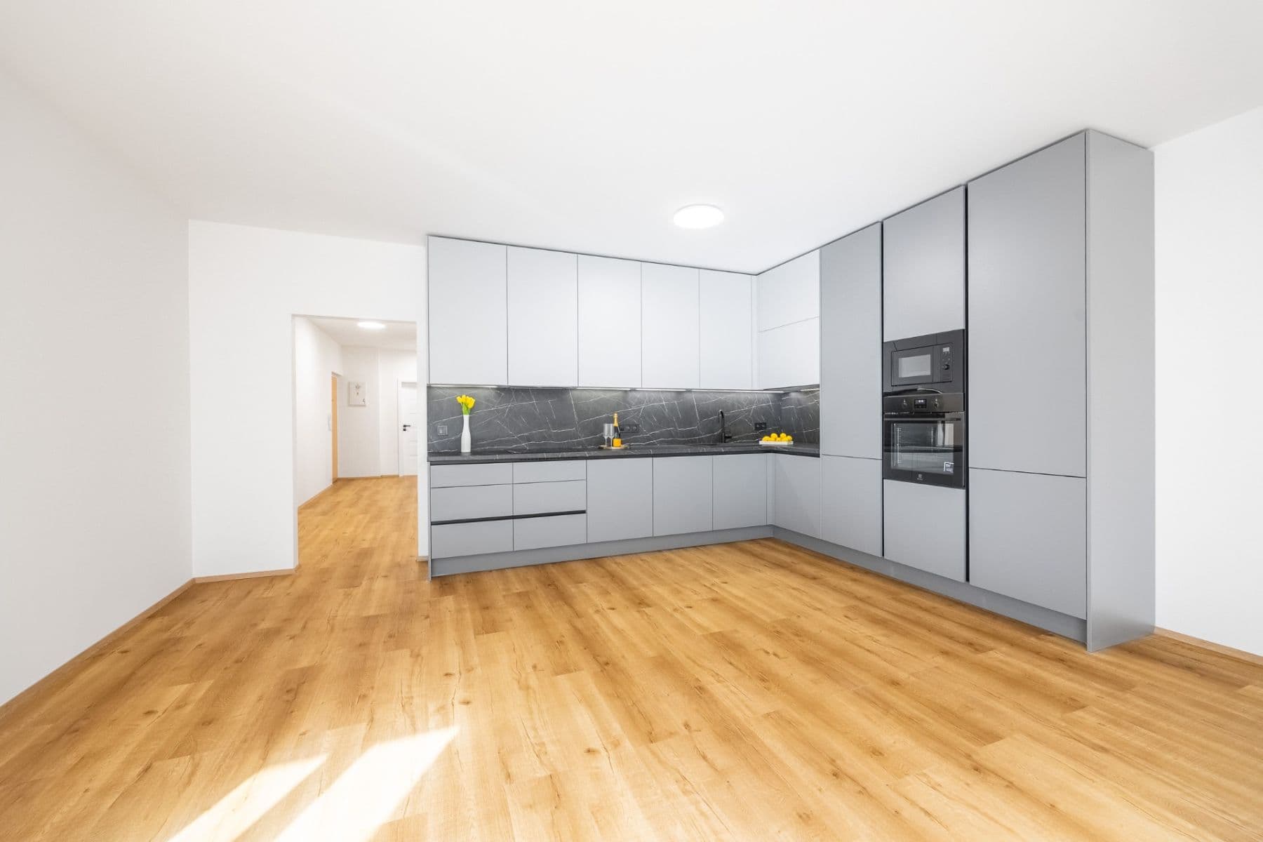 Prodej bytu 3+kk 100 m², Jeřabinová, Praha, Praha Prodej bytu 3+kk 100 m², Jeřabinová, Praha, Praha