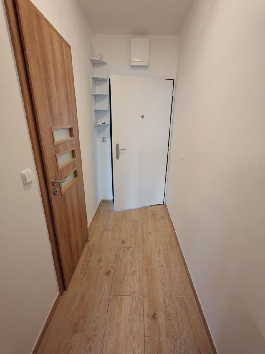 Pronájem bytu 1+kk 25 m², Kralická, Praha, Praha Pronájem bytu 1+kk 25 m², Kralická, Praha, Praha