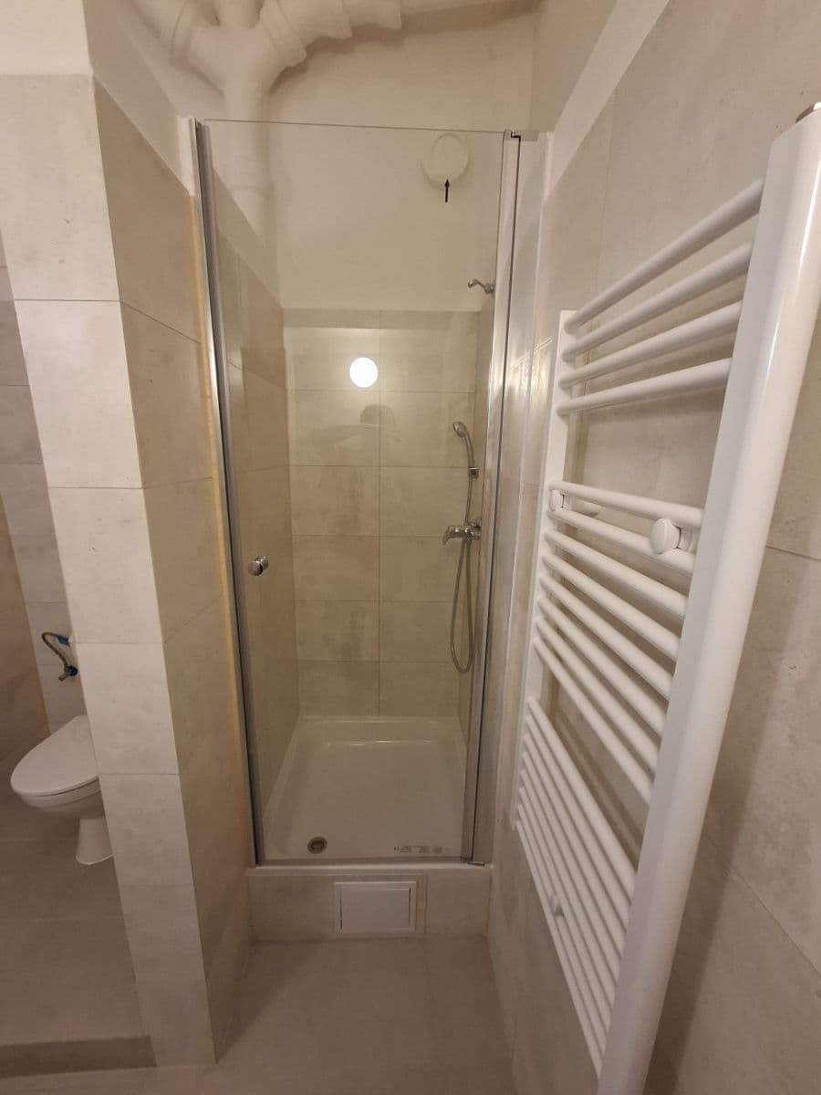 Pronájem bytu 2+1 72 m², Hartigova, Praha, Praha Pronájem bytu 2+1 72 m², Hartigova, Praha, Praha