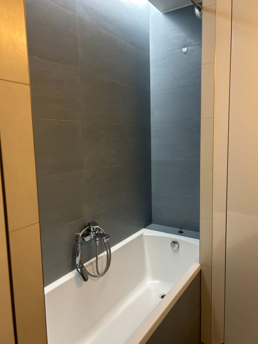 Pronájem bytu 2+kk 70 m², Úvoz, Brno, Jihomoravský kraj Pronájem bytu 2+kk 70 m², Úvoz, Brno, Jihomoravský kraj