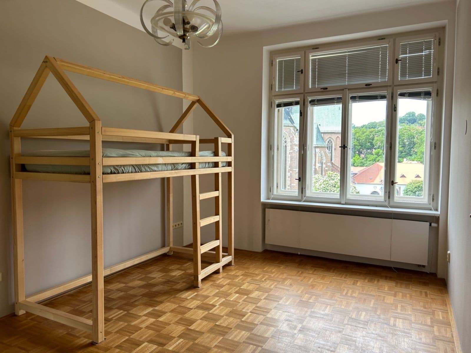 Pronájem bytu 2+kk 70 m², Úvoz, Brno, Jihomoravský kraj Pronájem bytu 2+kk 70 m², Úvoz, Brno, Jihomoravský kraj