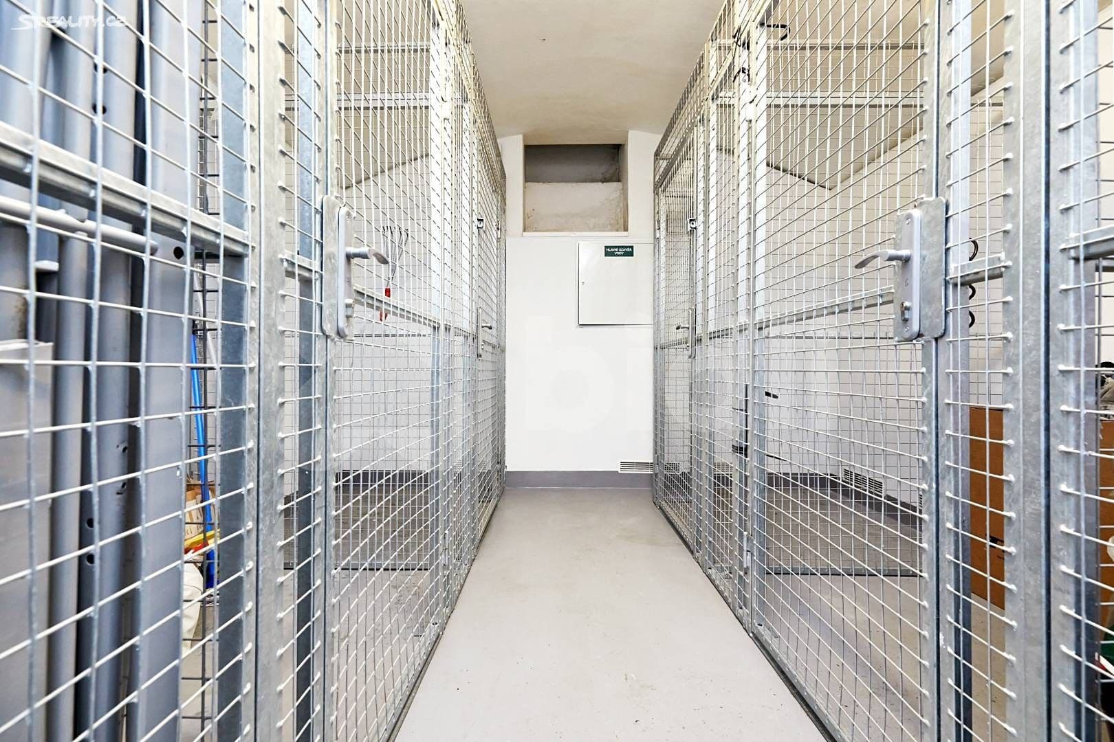 Pronájem bytu 1+kk 26 m², Budějovická, Praha, Praha Pronájem bytu 1+kk 26 m², Budějovická, Praha, Praha